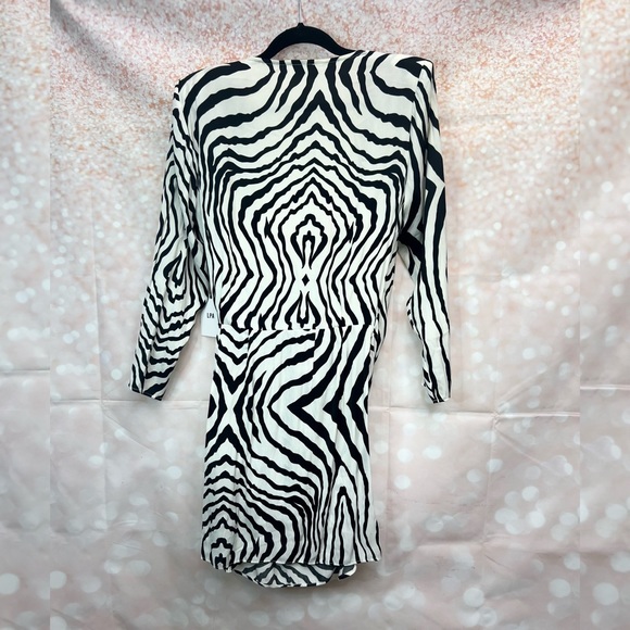 NWT LPA Italina Dress in Zebra - Picture 3 of 10